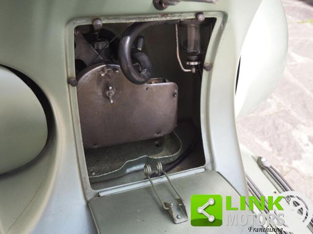 PIAGGIO Vespa 125 faro basso VACANZE ROMANE 1952 RESTAURO CONSERVATIVO