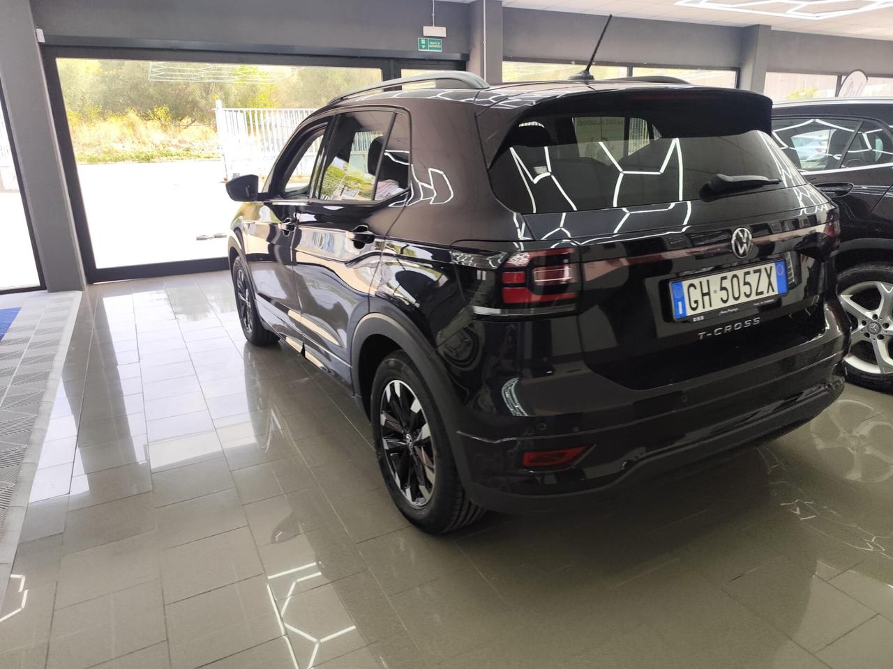 Volkswagen T-Cross 1.0 TSI 110 CV DSG Sport