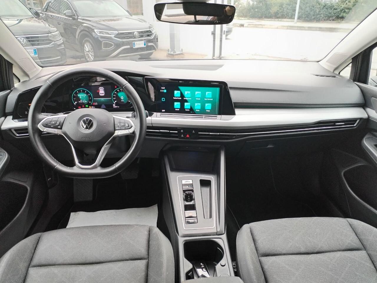 Volkswagen Golf 1.0 eTSI EVO DSG Life