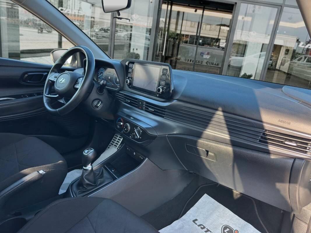Hyundai Bayon 1.2 mpi Xline con TELECAMERA E CARPLAY