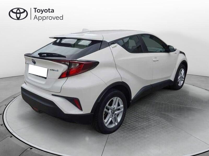 Toyota C-HR 1.8h Active E-CVT