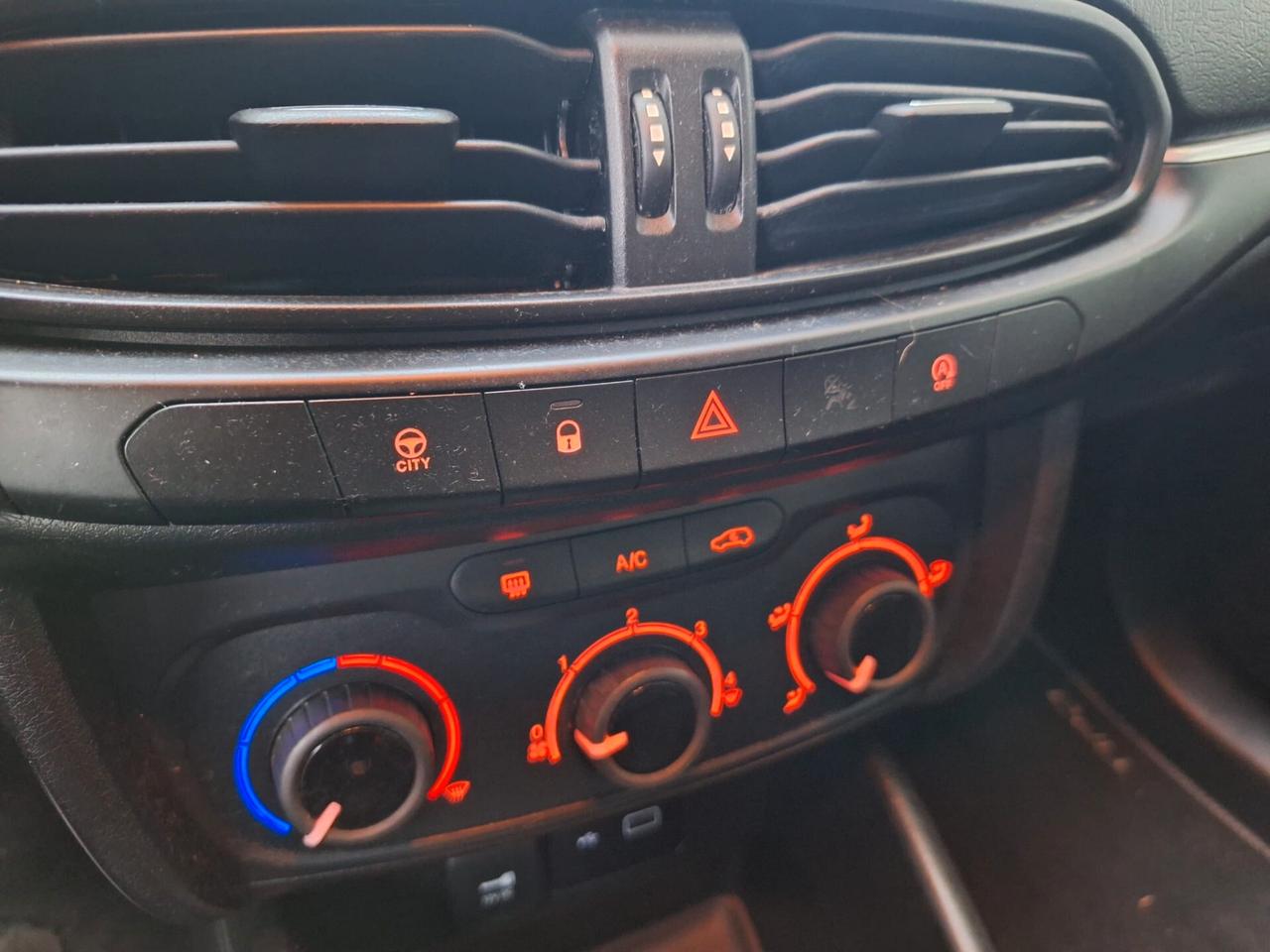 Fiat Tipo 1.3 Mjt S&S 5 porte Business