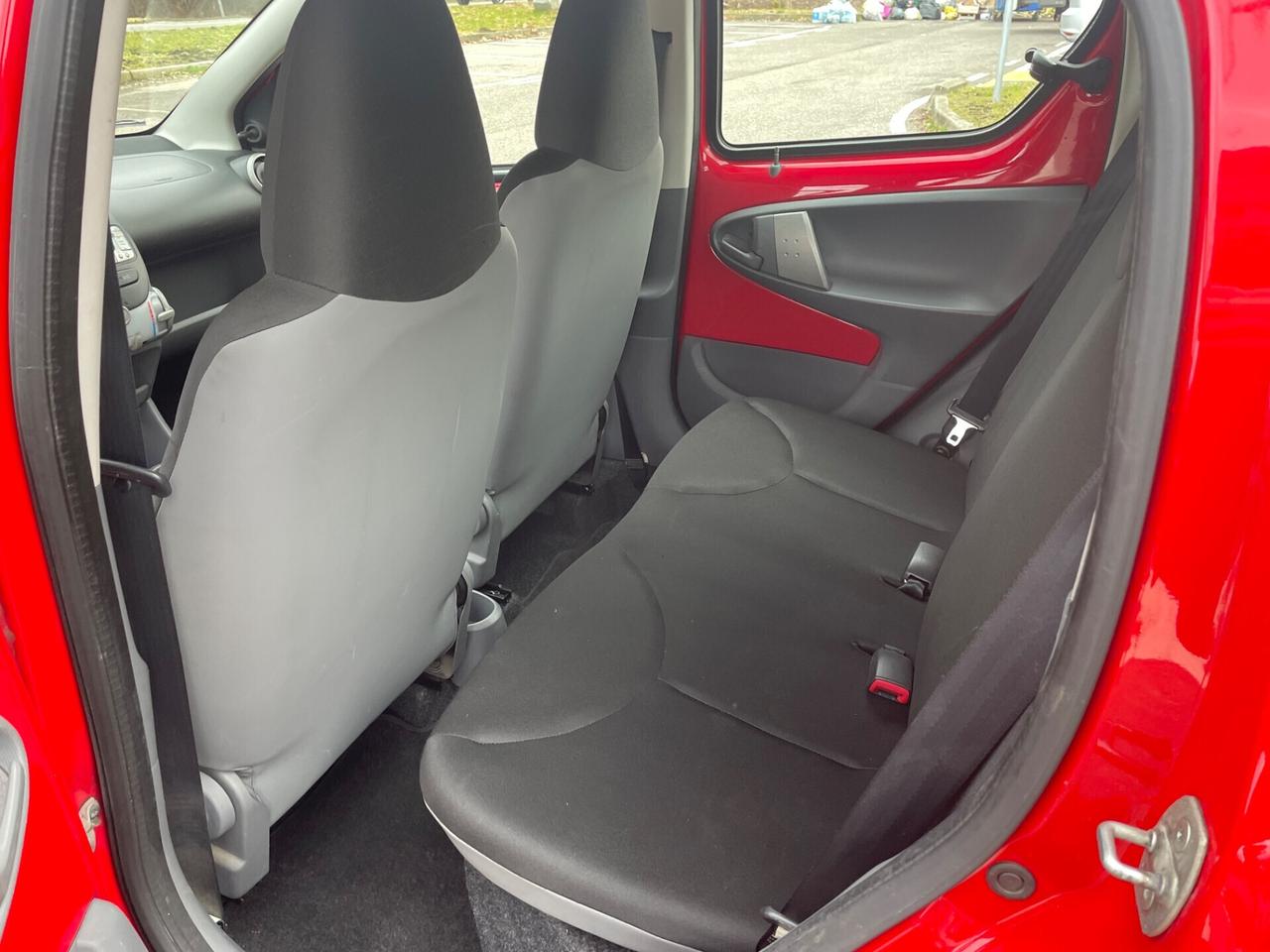 Toyota Aygo 1.0 12V VVT-i 5 porte *Neopatentati*Solo 60000km*