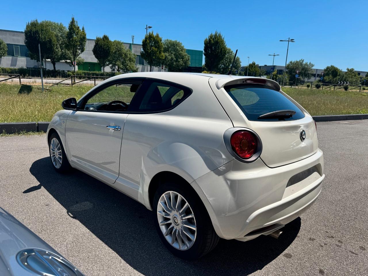 Alfa Romeo MiTo 1.3 JTDm 85 CV S&S Distinctive