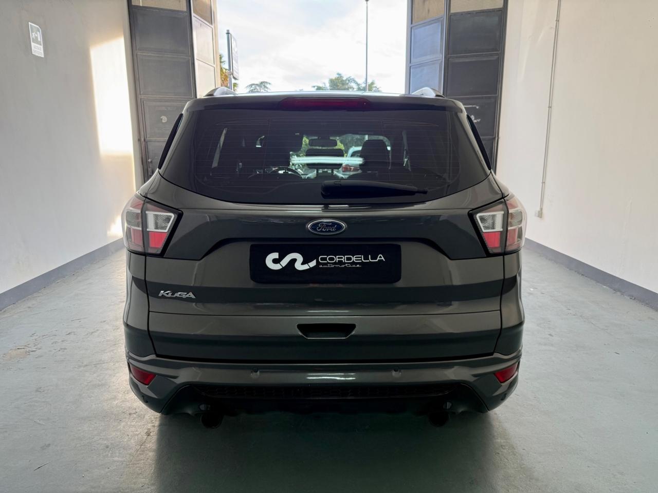 Ford Kuga 2.0 TDCI 120 CV S&S 2WD Powershift ST-Line