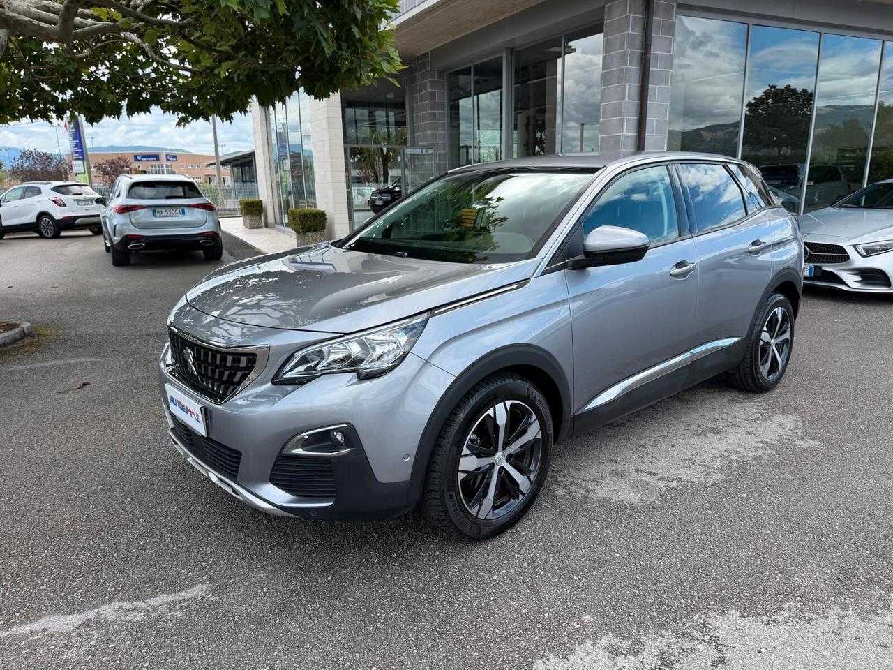 Peugeot 3008 BlueHDi 130 S&S EAT8 Allure