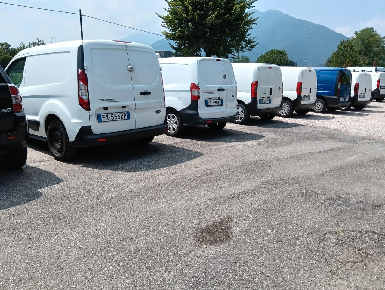 Ford Tourneo Connect Tourneo Connect 1.5 TDCi 120 CV Plus