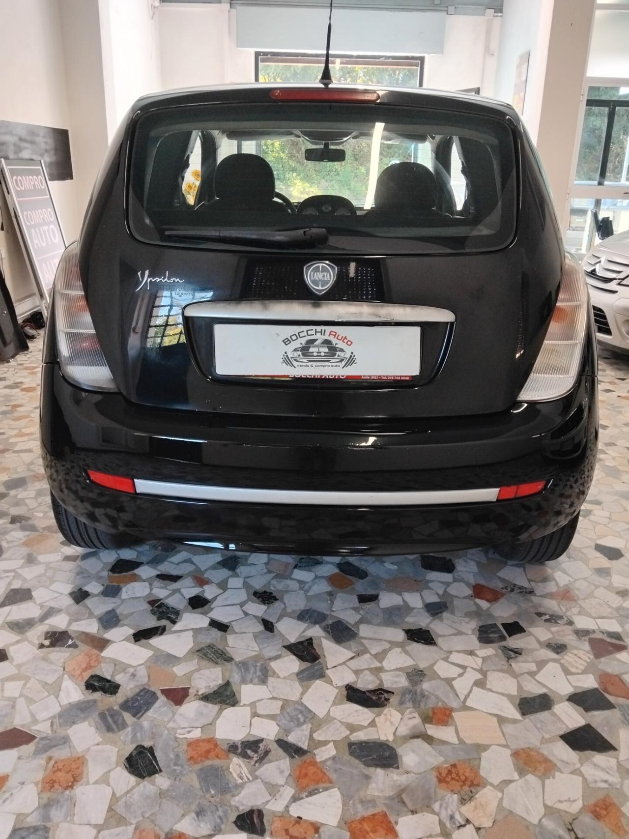 Lancia Ypsilon 1.2 Versus