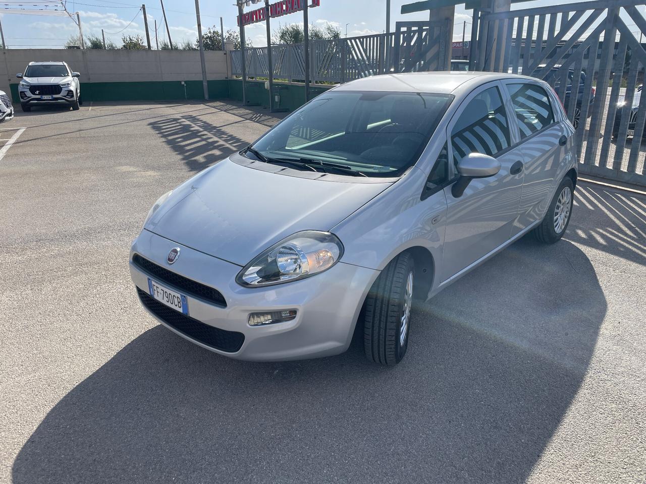 Fiat Punto 1.2 benzina 69cv 5 porte Street