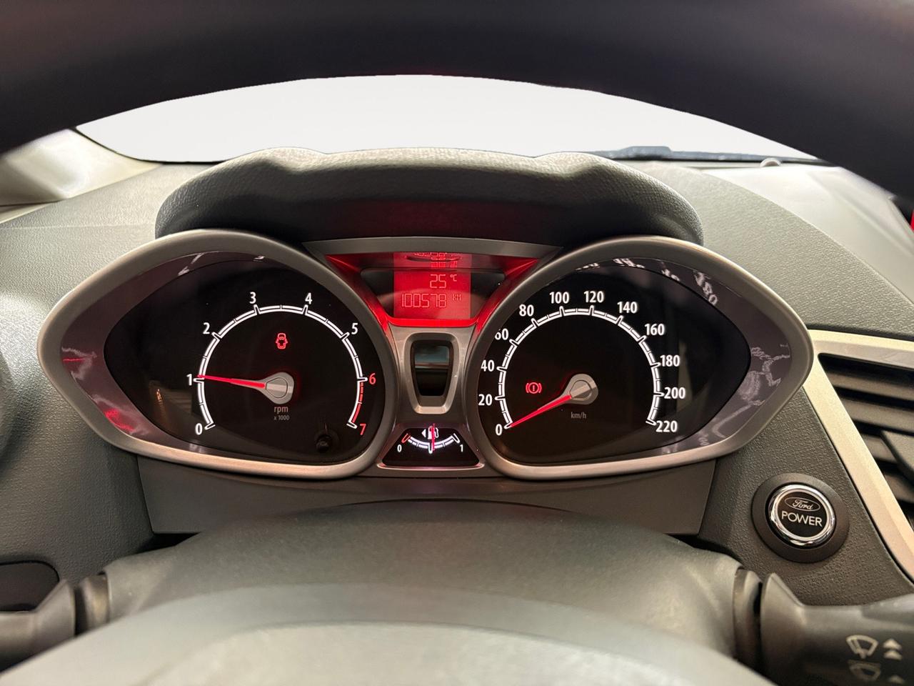 FORD Fiesta 5p 1.2 16v Titanium 82cv IDONEA NEOPATENTATO