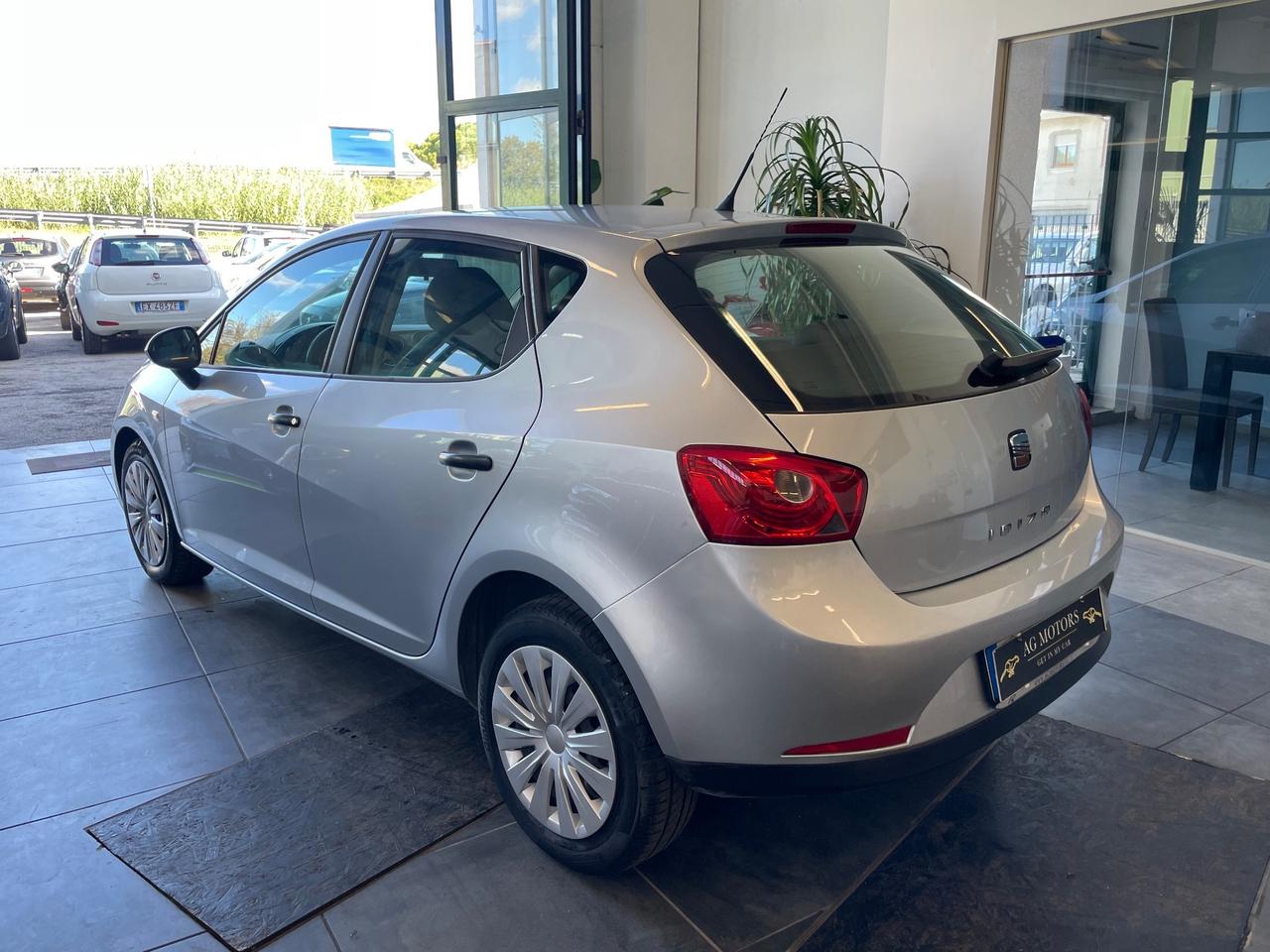 Seat Ibiza 1.2 Benzina 5porte Soli 82.000km NEOPATENTATI