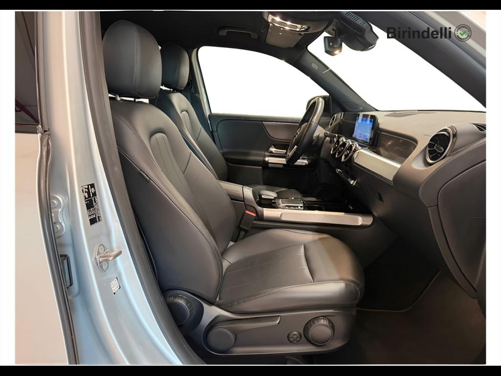 Mercedes-Benz GLB (X247) - GLB 200 d Automatic Sport Plus