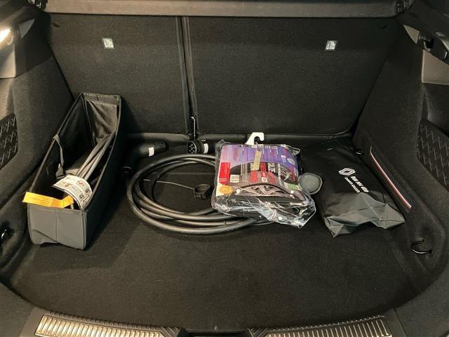 RENAULT Other Renault 4 E-Tech Iconic comfort range 150cv