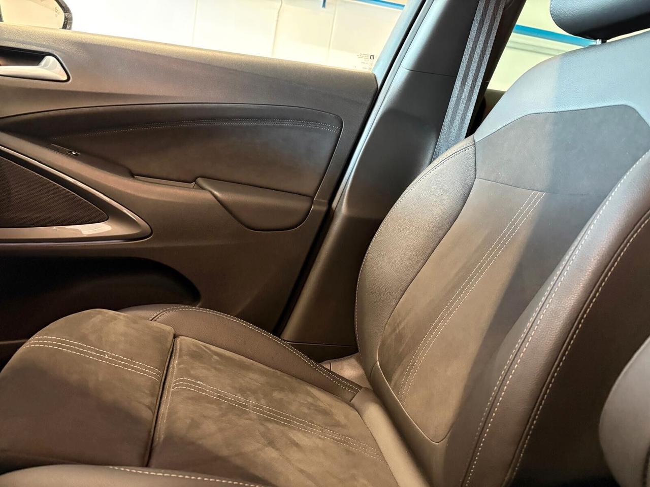 Opel Crossland ULTIMATE 1.2 Turbo 12V 110 CV 6mt SPOTICAR