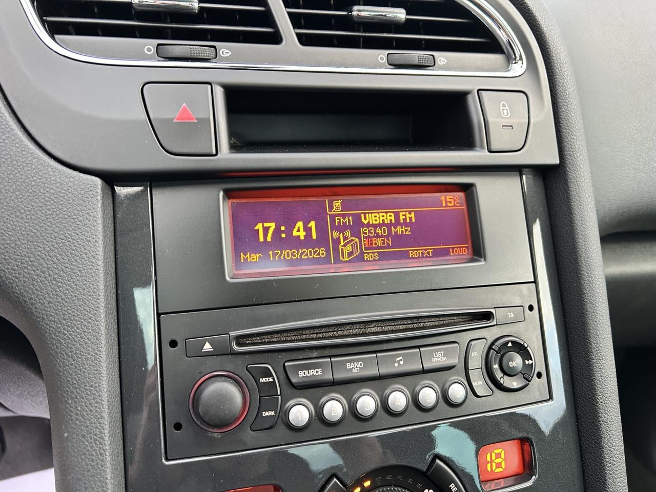 PEUGEOT 5008 1.6HDI 7 POSTI UNICO TOP