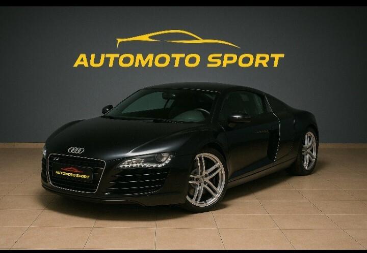 Audi R8 4.2 V8 FSI quattro R tronic