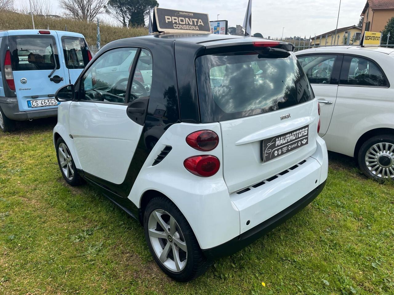 SMART FORTWO 1000 52KW COUPE' LIMITED TWO