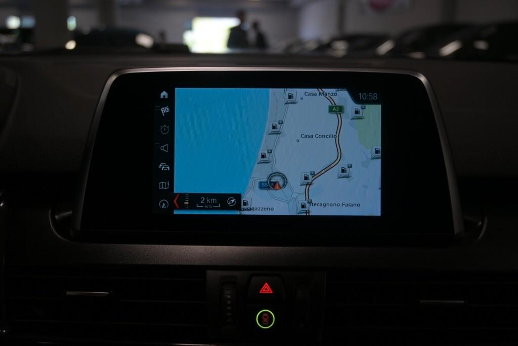 BMW 216D ACTIVE TOURER 116CV 6M. BUSINESS ADVANTAGE ( FARI LED - PELLE - CRUISE - NAVI - PARK ASSISTANT - TELECAMERA POST. )