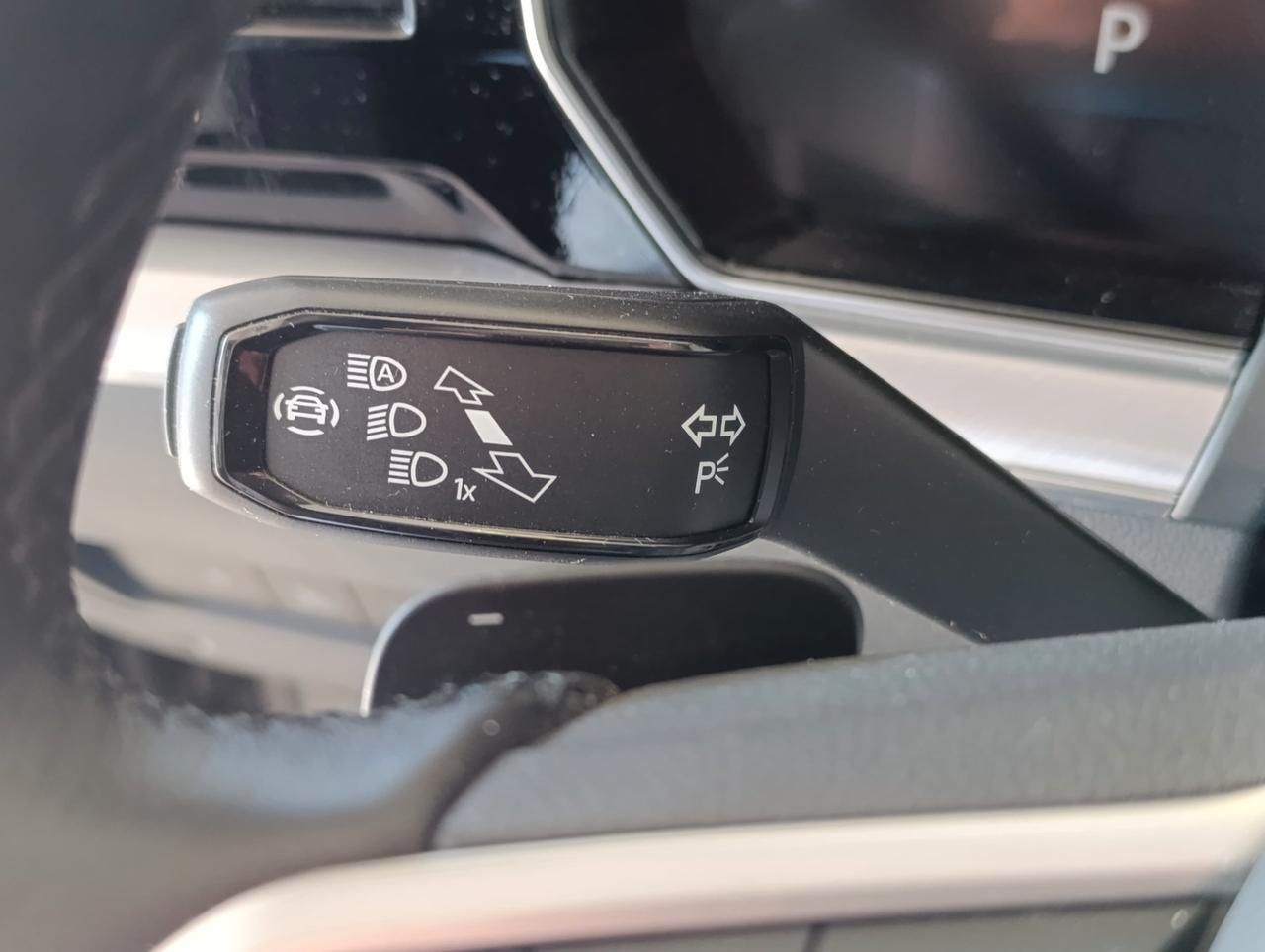 Volkswagen Touareg 3.0 V6 tdi scr Elegance 231cv auto