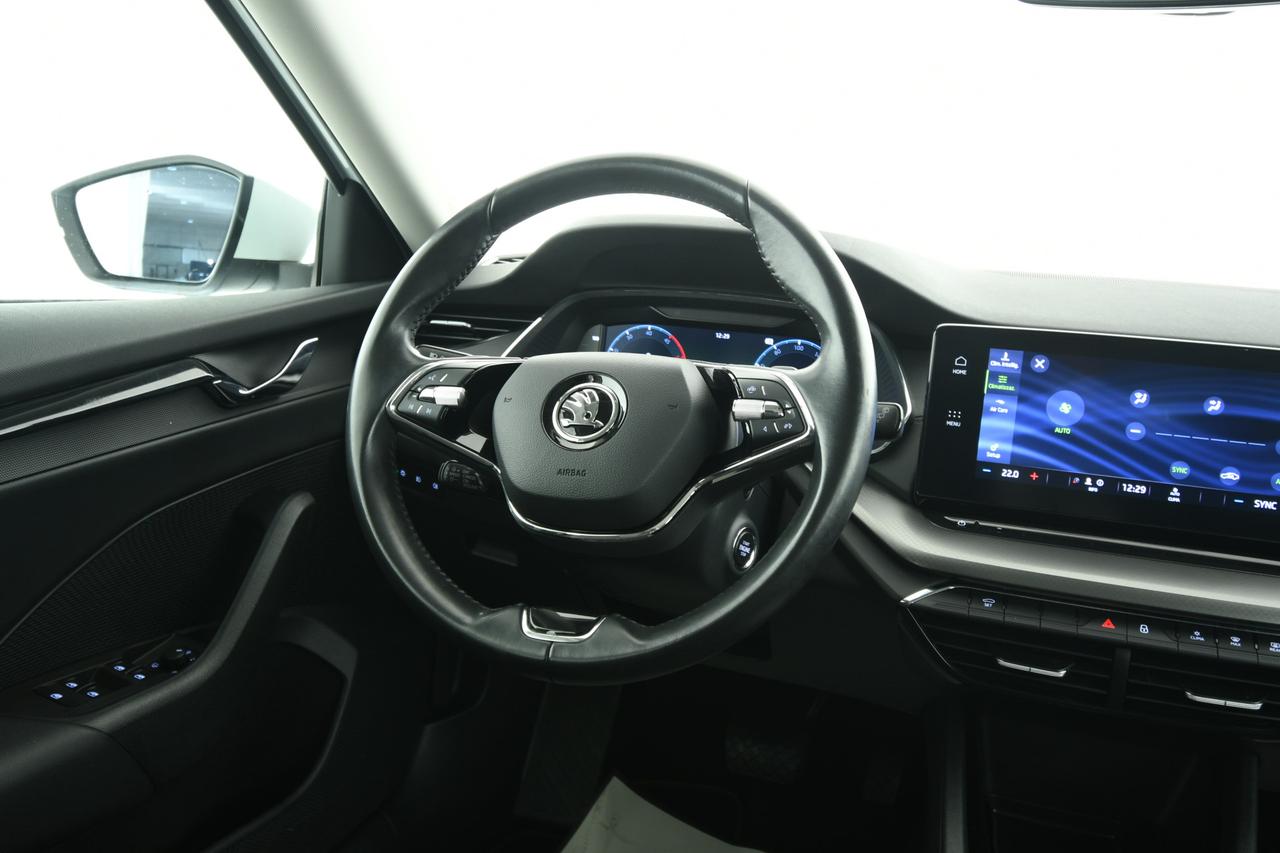 SKODA Octavia Wagon 2.0 tdi evo Executive 4x4 150cv dsg ACC+APP CONNECT