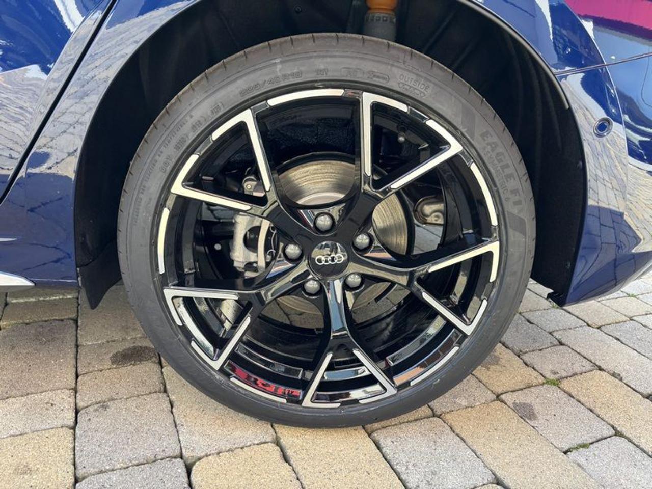 Audi A3 SPB TFSI 110 kW S tronic S line edition MATRIX