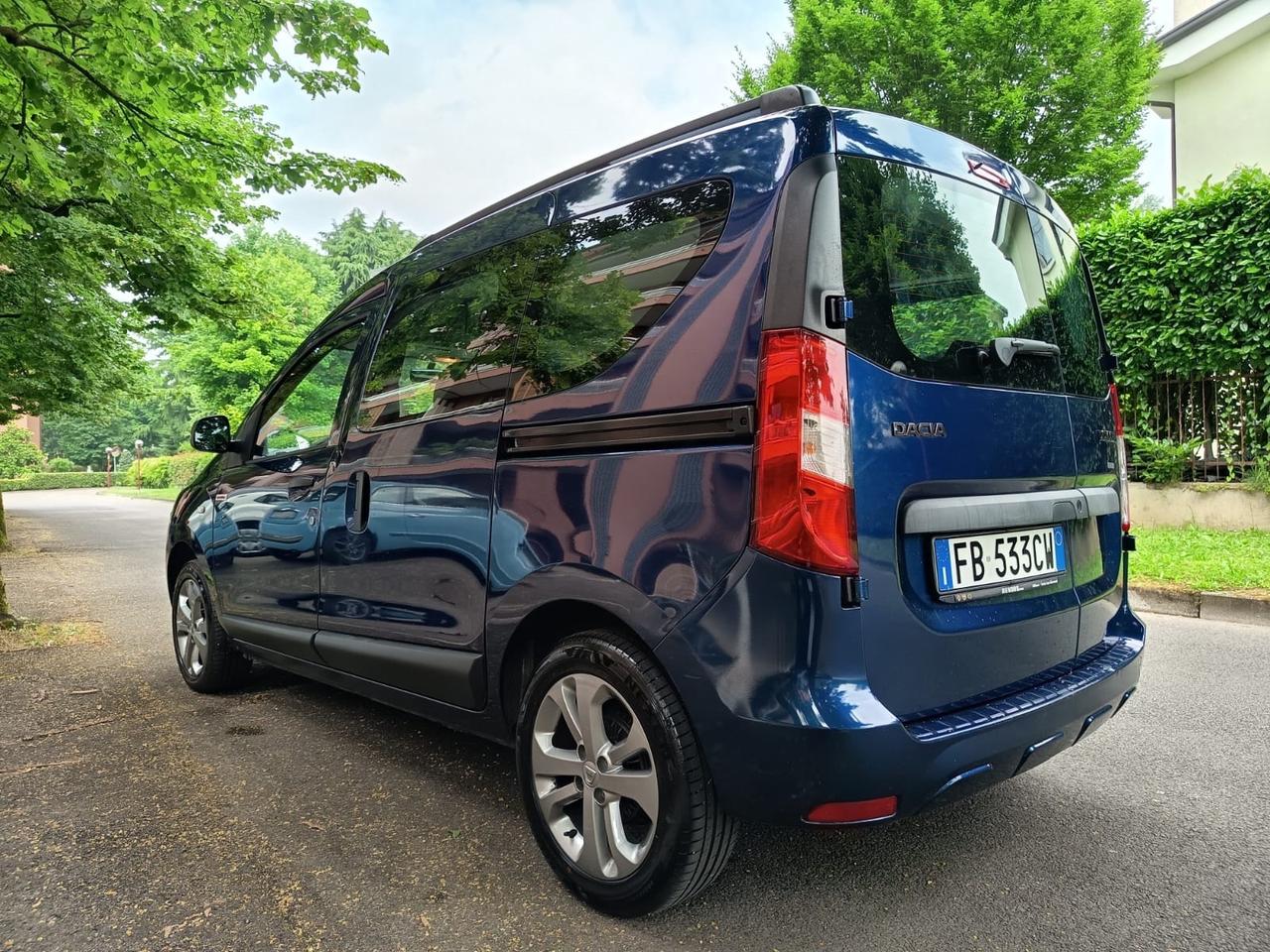 Dacia Dokker 1.5 DIESEL ANNO 2015 POSTI 5 AUTOVETTURA