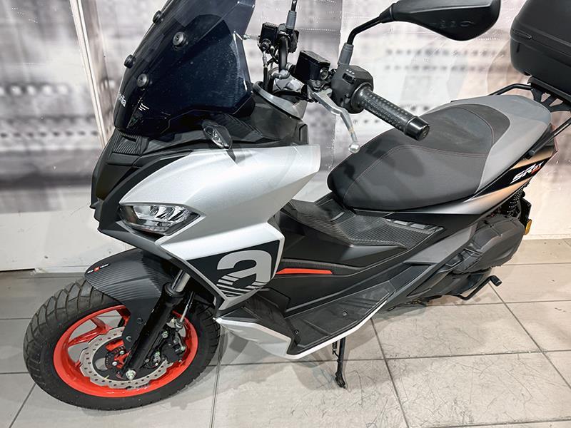 Aprilia SR GT Sport 200