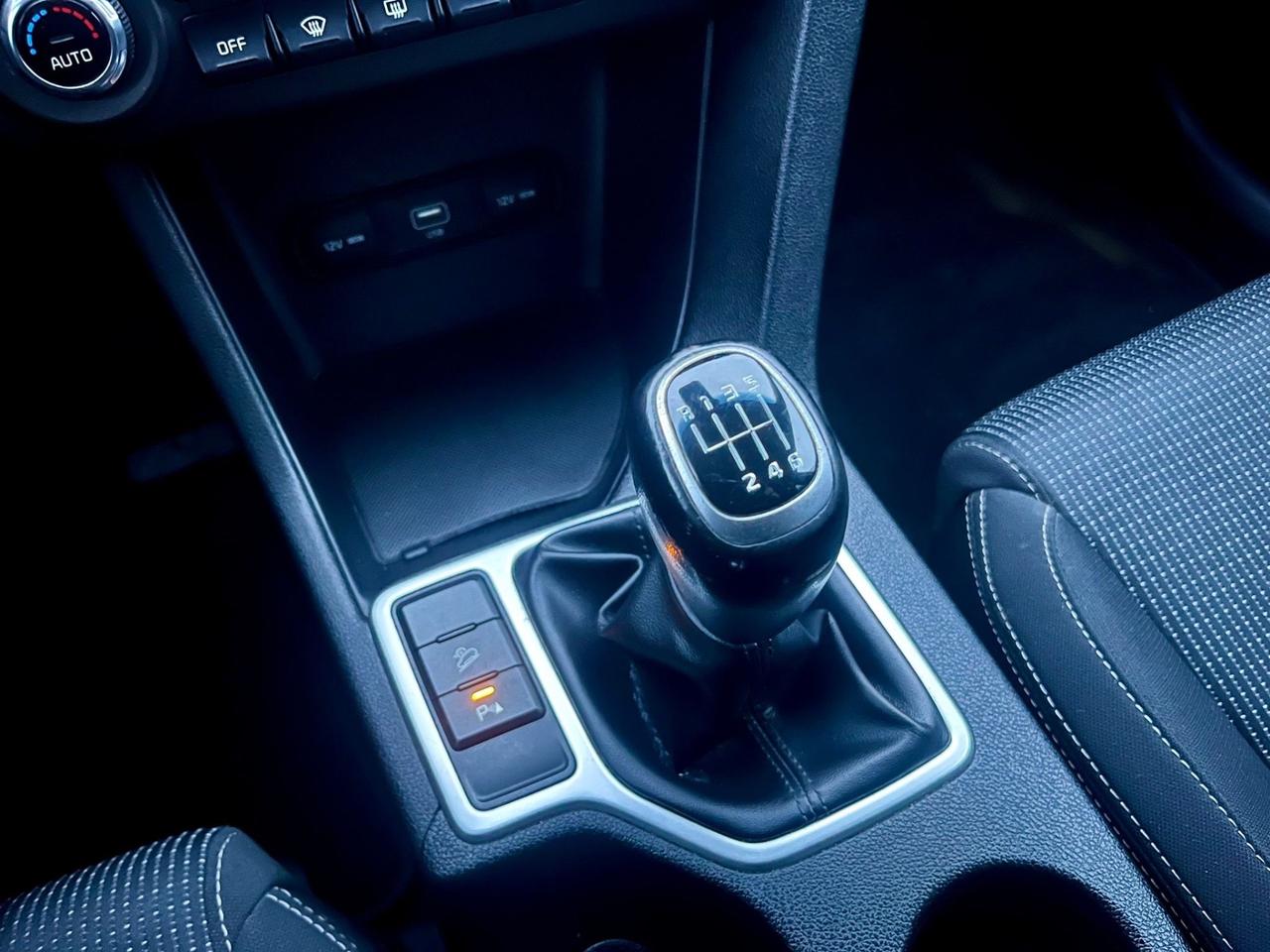 Kia Sportage 1.6CRDI 2019 125.000km autocarro 5posti perfetta