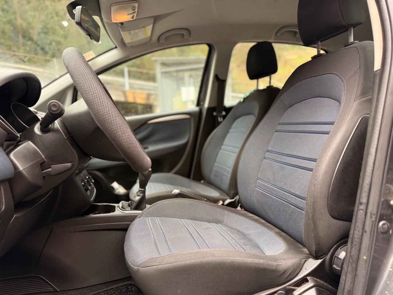 Fiat Punto Evo 1.3 Mjt 90 CV 5 porte pronta consegna