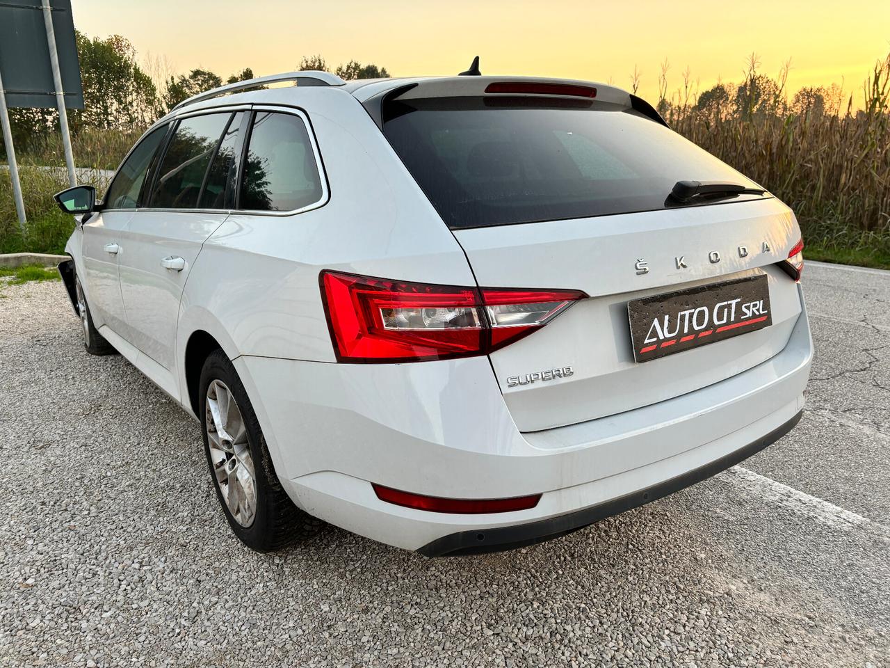 Skoda Superb 2.0 TDI 150 CV SCR Wagon Ambition