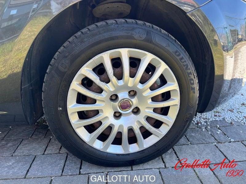 FIAT Grande Punto Grande Punto 5p 1.2 Active c/clima 65cv