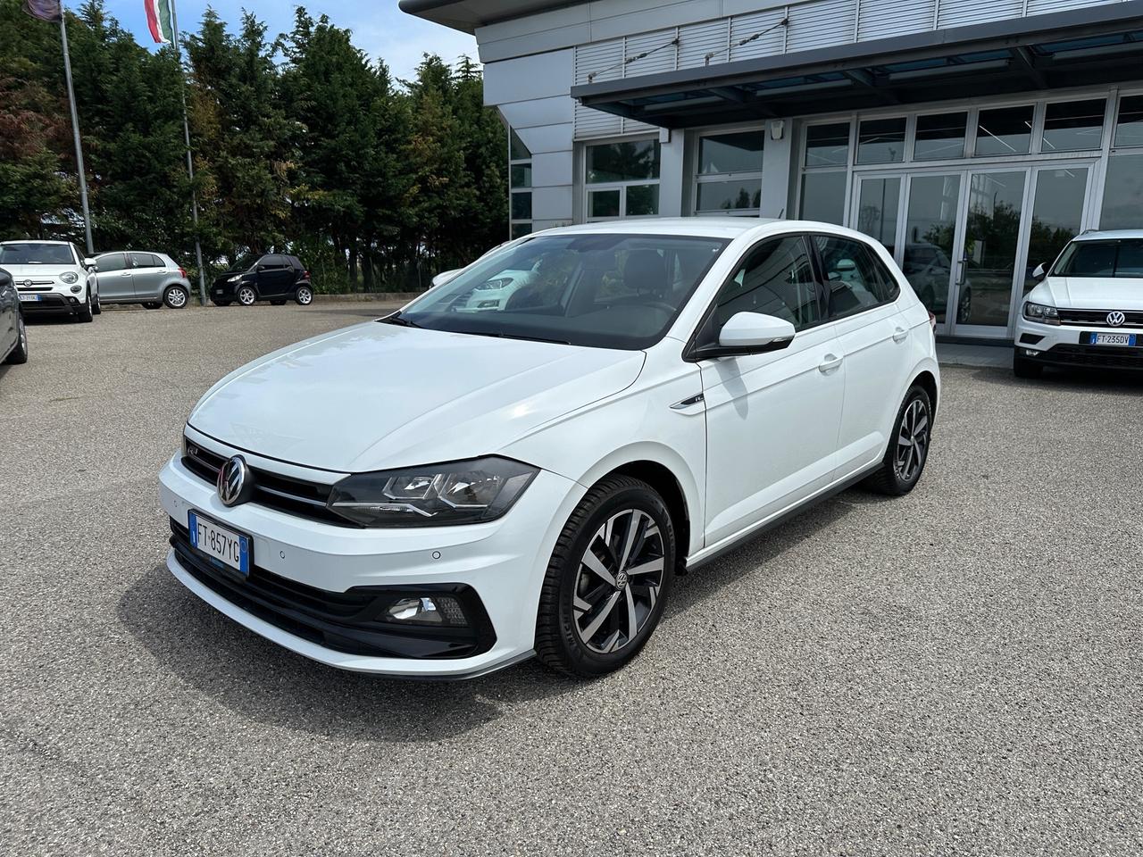 Volkswagen Polo 1.0 TSI Highline R-Line - 2019