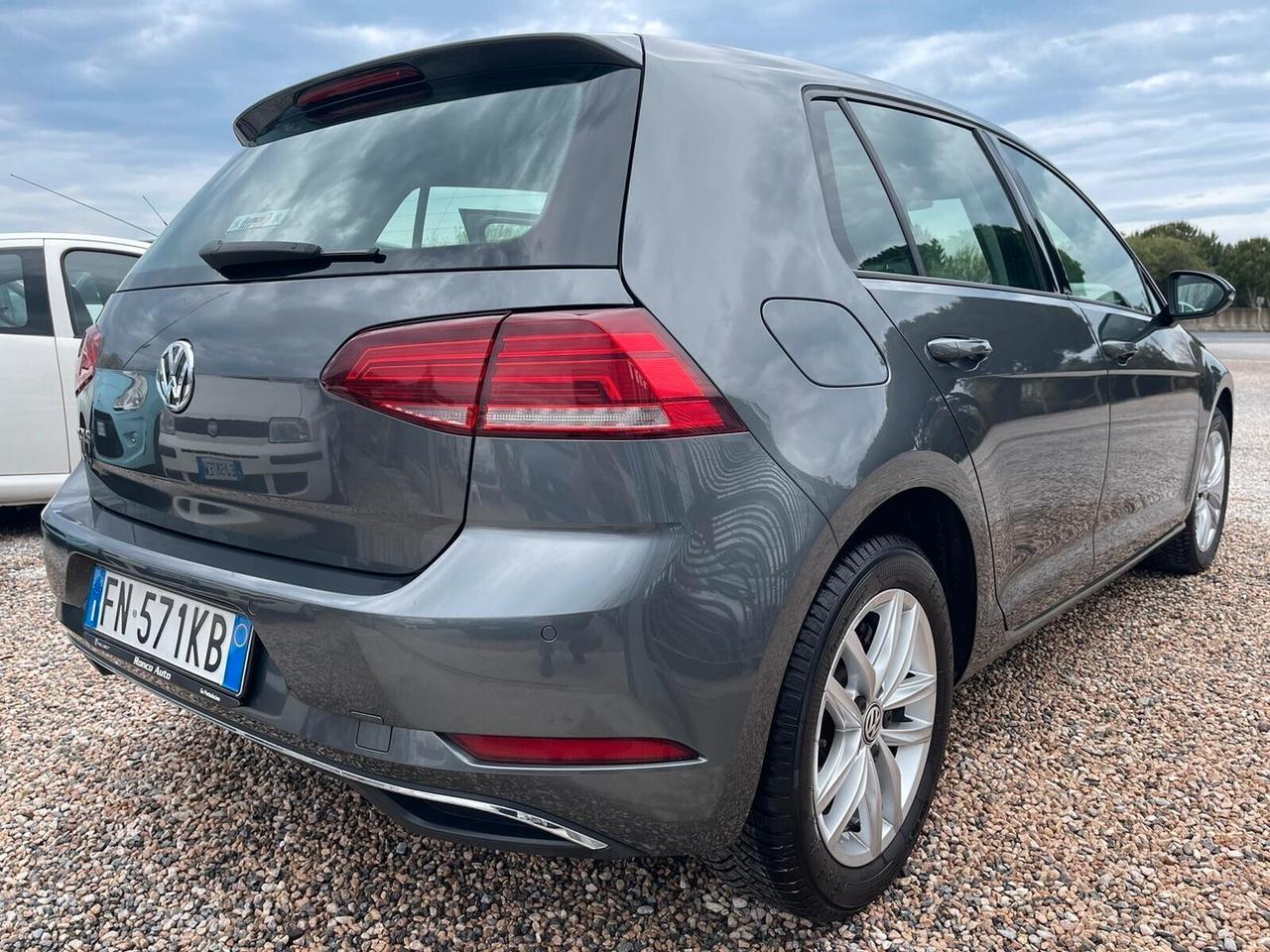 Volkswagen Golf 1.6 TDI 115cv Highline BlueMotion Technology APPLE CAR PLAY, FULL LED, NAVI CERCHI TEMPOMAT GARANTI