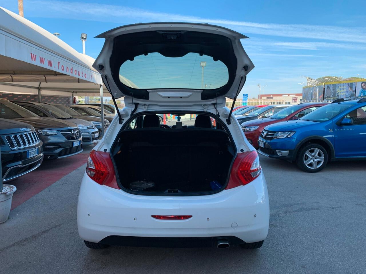 Peugeot 208 1.2 VTi 82 CV 3 porte Allure