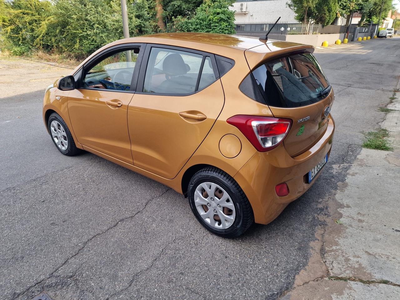 Hyundai i10 1.0 LPGI Econext Sound Edition