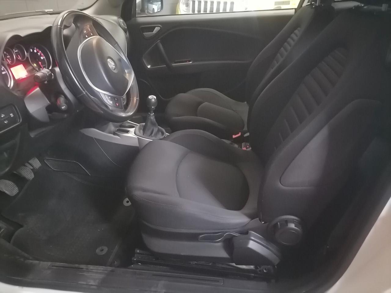 Alfa Romeo MiTo 1.4 78 CV 8V S&S Urban