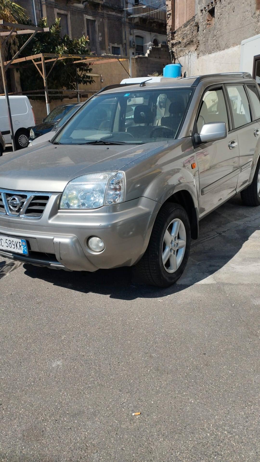 Nissan X-Trail 2.2 TD Di Elegance