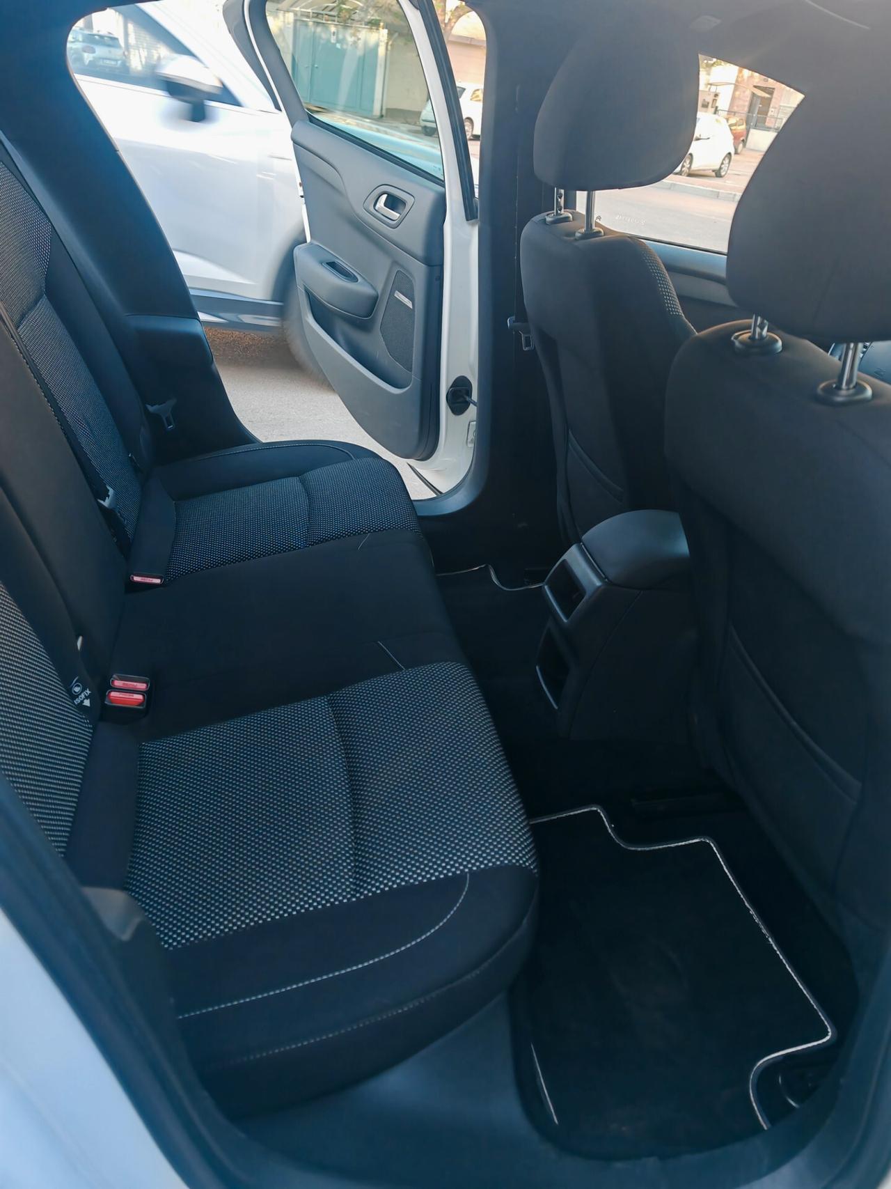 Ds DS4 DS 4 1.6 e-HDi 110 airdream Chic