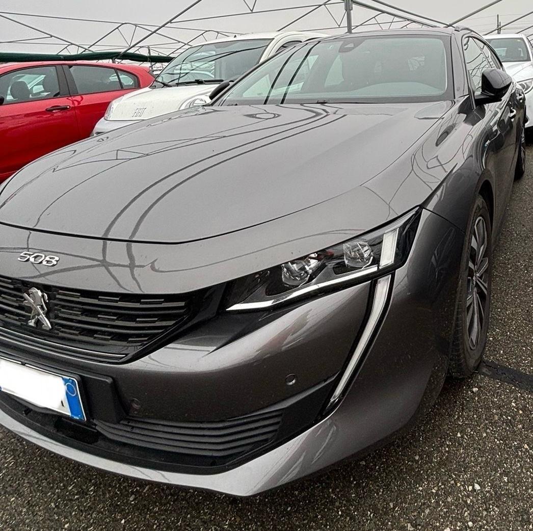 Peugeot 508 Plug-in Hybrid 225 e-EAT8 Allure Pack