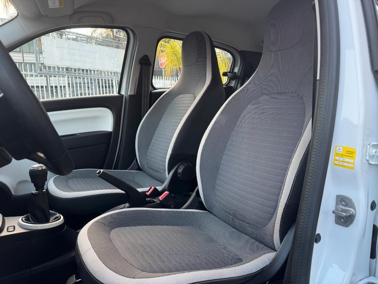 Renault Twingo SCe 73CV Intens 2020