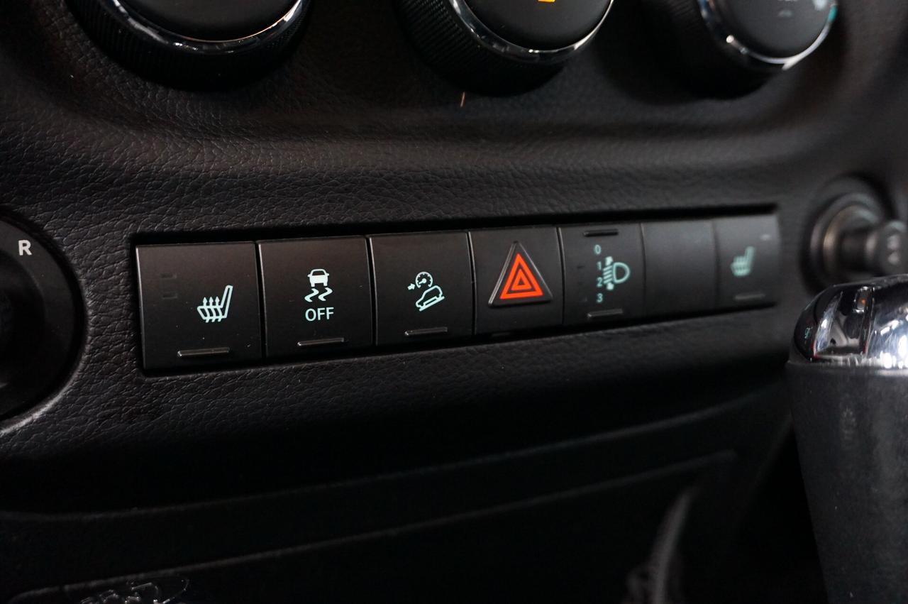 Jeep Wrangler 2.8 CRD DPF Sahara Auto