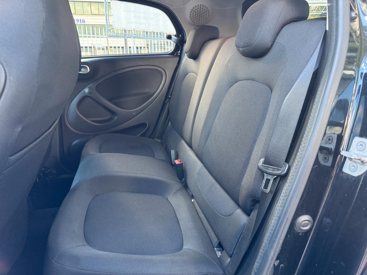 Smart ForFour 70 1.0 71CV Passion LED