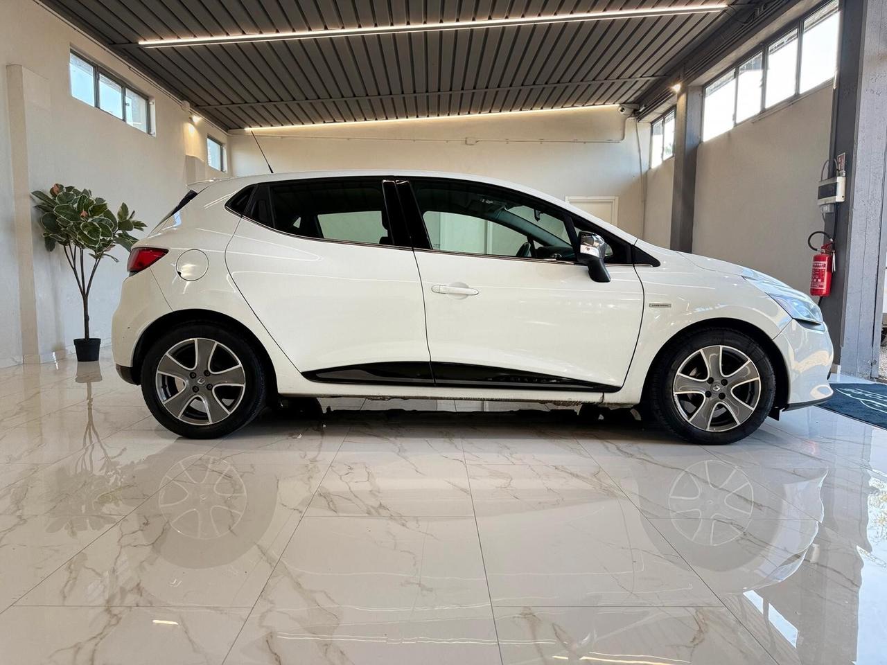 Renault Clio 1.5 dCi 8V 90CV 5 porte Costume National