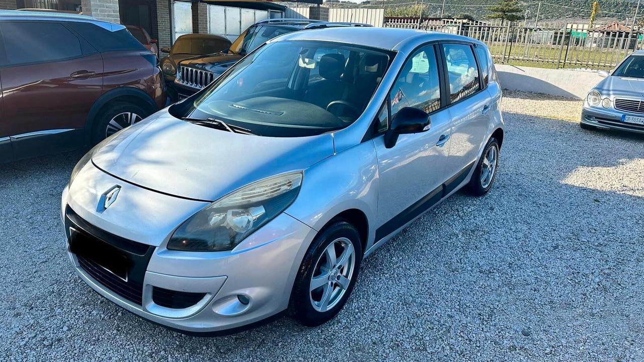 Renault Scenic Scénic X-Mod 1.5 dCi 110CV Dynamique