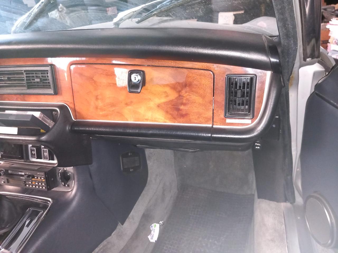 Jaguar XJ 6 4.2 vettura certificata A.S.I