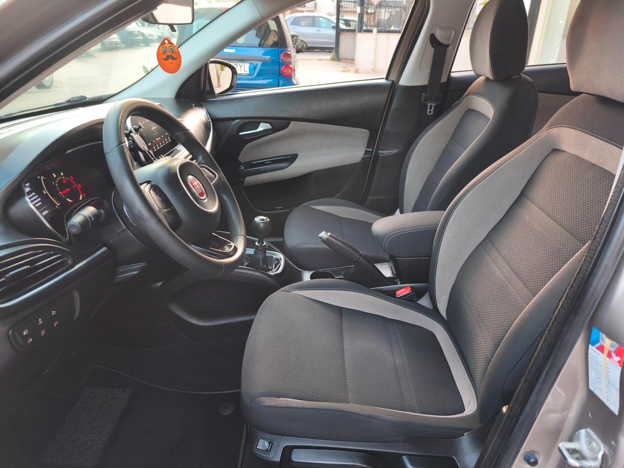 Fiat Tipo 1.6 Mjt S&S 5 porte Easy