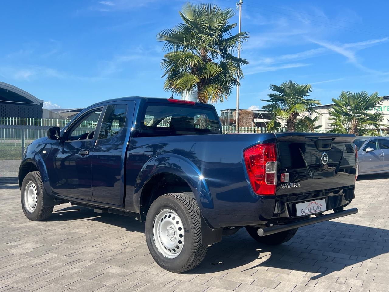 Nissan Navara 2.3 dCi 4WD King Cab Visia