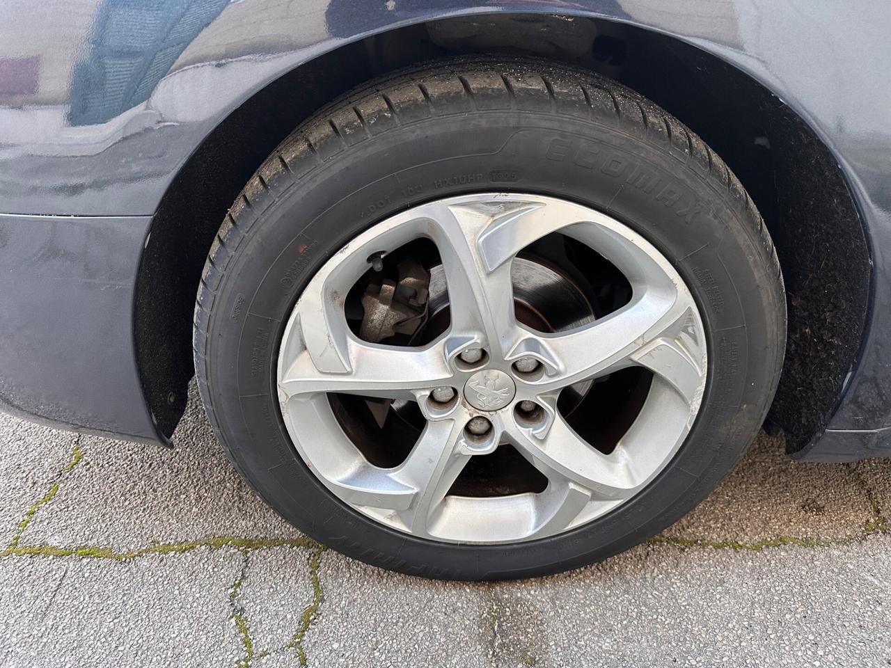 Peugeot 508 1.6 e-HDi 115CV cambio robotizzato S&S SW Ciel Allure