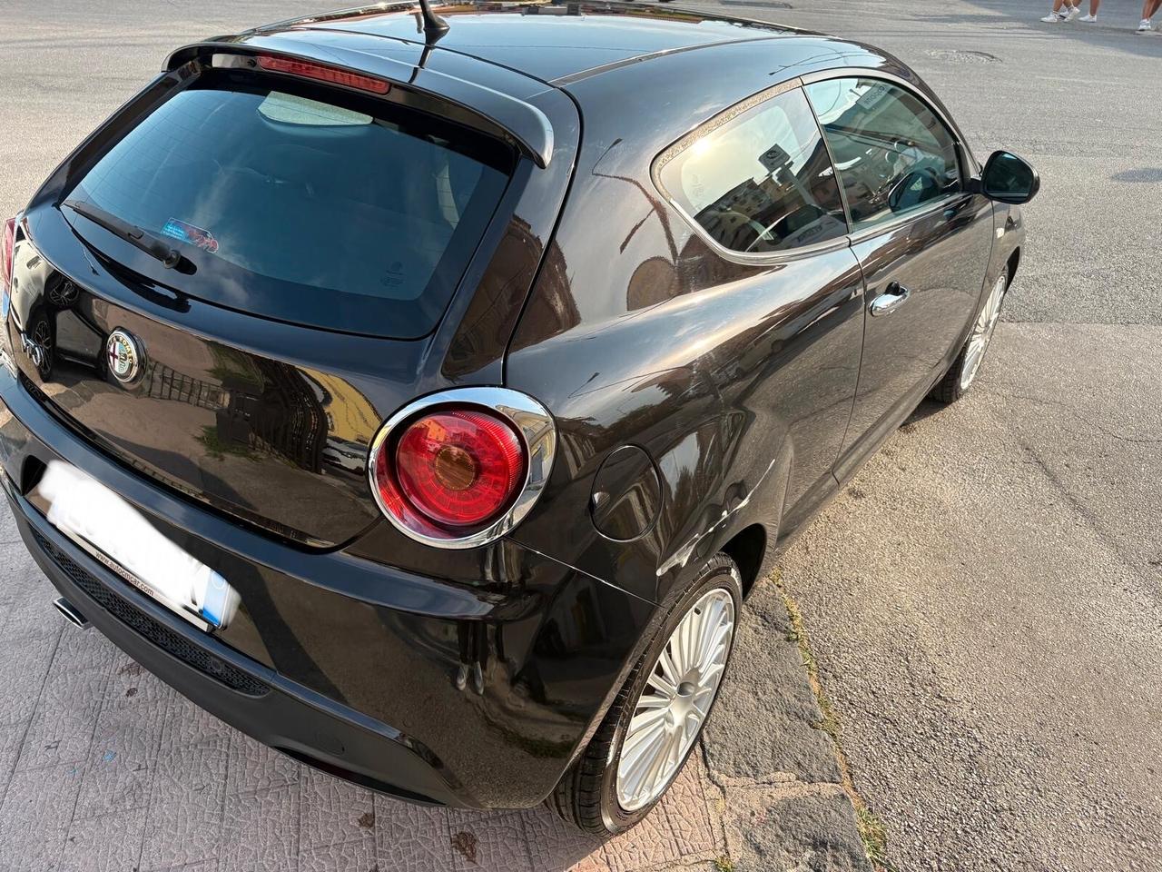 Alfa Romeo MiTo 1.3 JTDm-2 95 CV S&S Distinctive Sport Pack