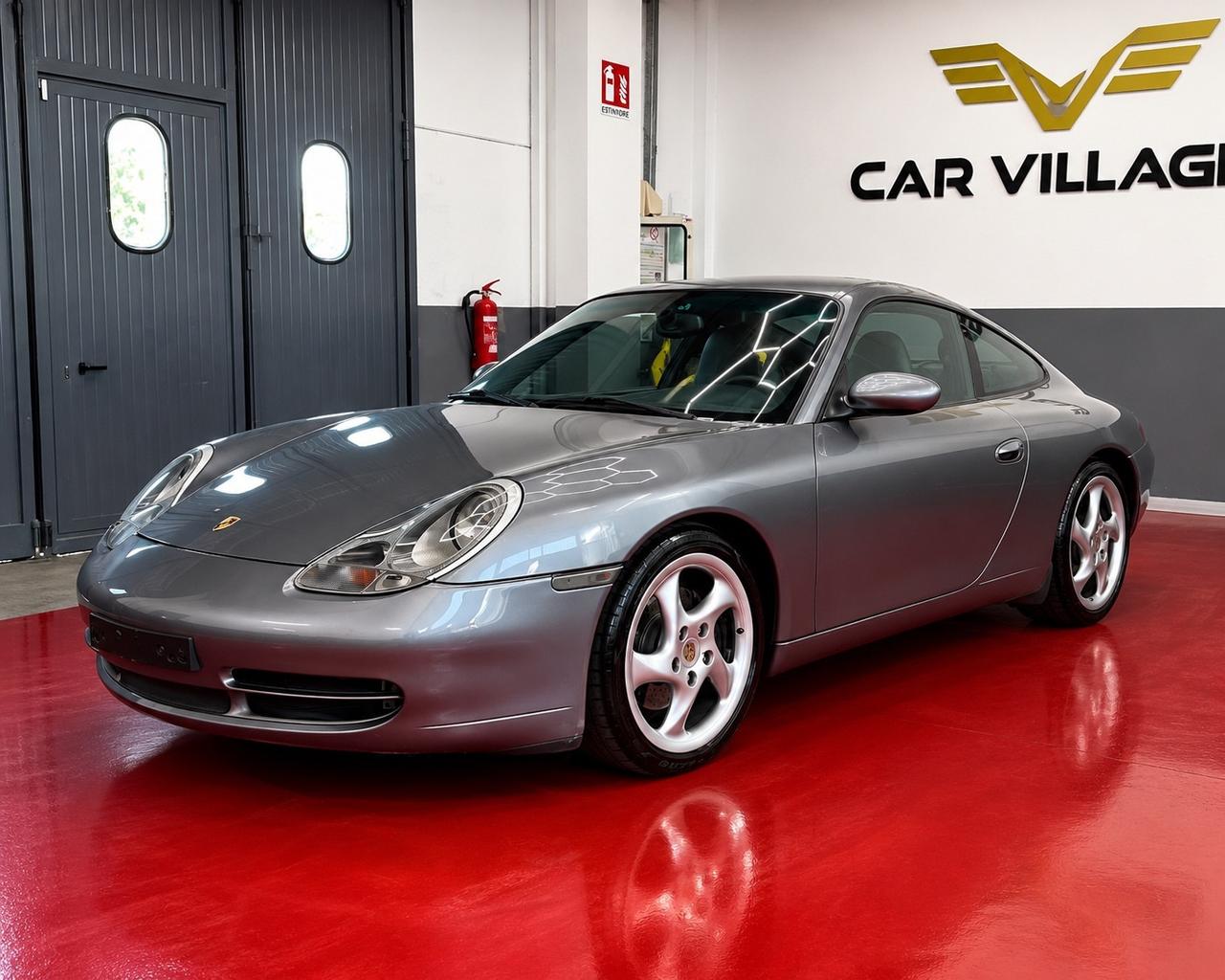 Porsche 911 Carrera cat